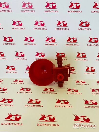 Поилка чашечная на клетку