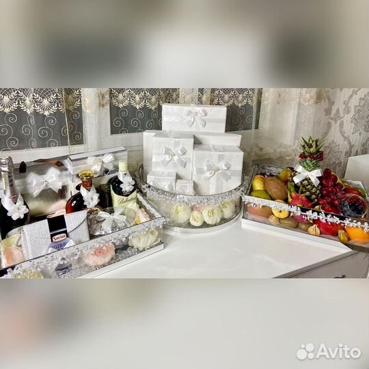Свадебные корзины аренда/оформление подарков