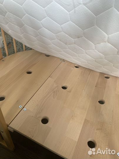 Детская кроватка с матрасиком