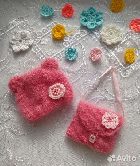 Шапочка для куклы с сумочкой