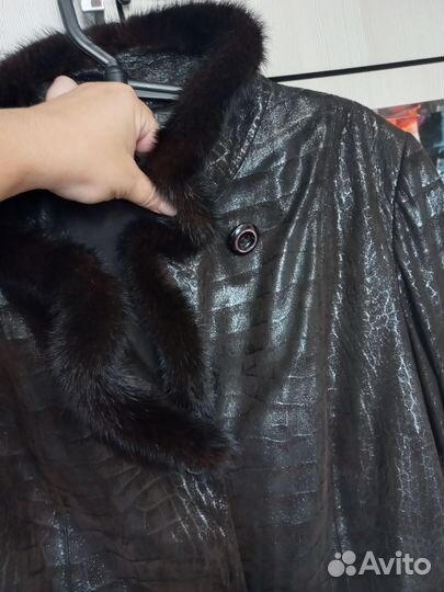 Куртка кожаная 52