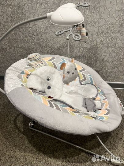 Шезлонг fisher price плюшевый щенок