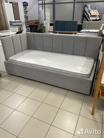 Магазин мебели