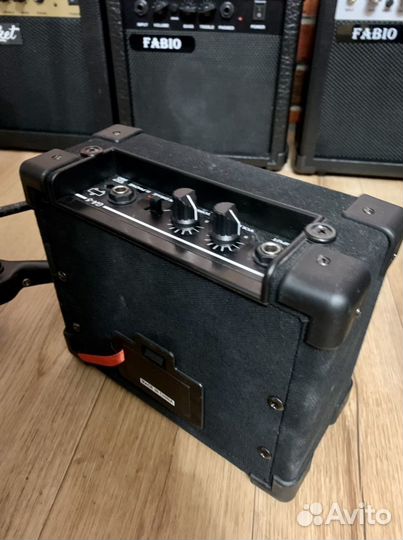 Электрогитара с комбиком (комплект)