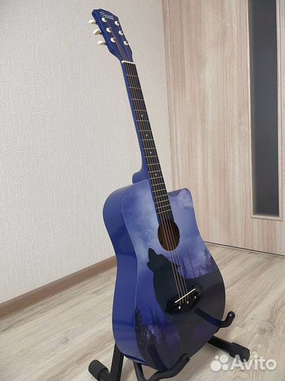 Гитара с рисунком волка