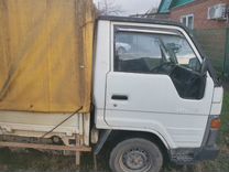 Toyota Hiace 2.4 MT, 1991, 238 000 км, с пробегом, цена 385 000 руб.