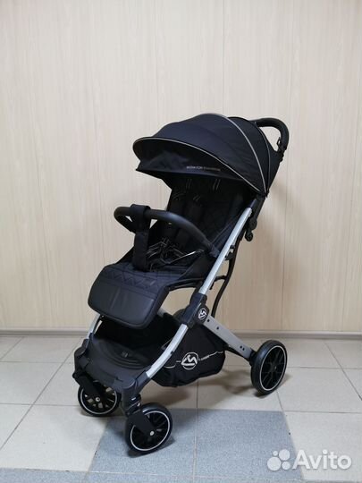 Прогулочная коляска Luxmom T9 новая