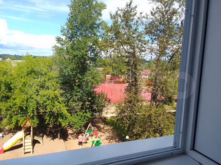 2-к. квартира, 42 м², 4/5 эт.