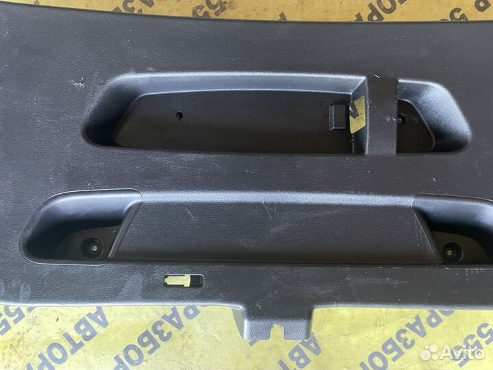 Обшивка двери багажника BMW X1 E84