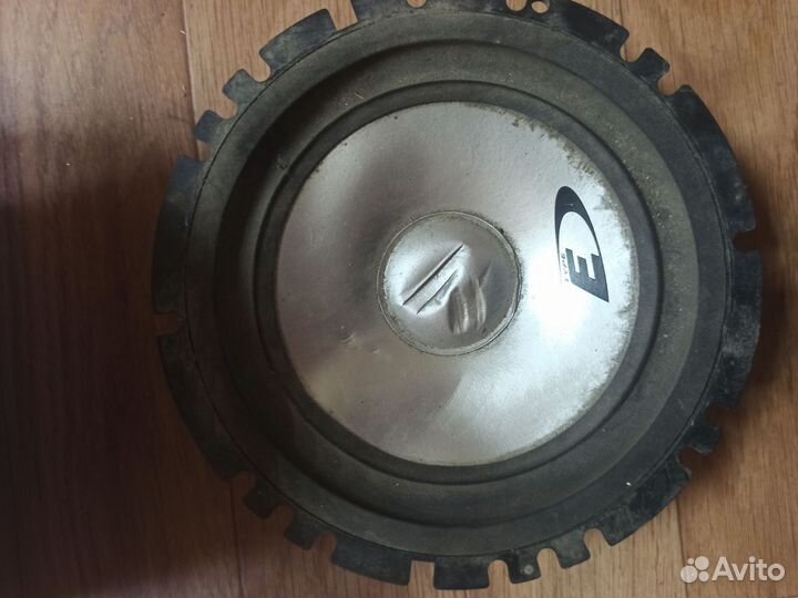 Колонки в авто