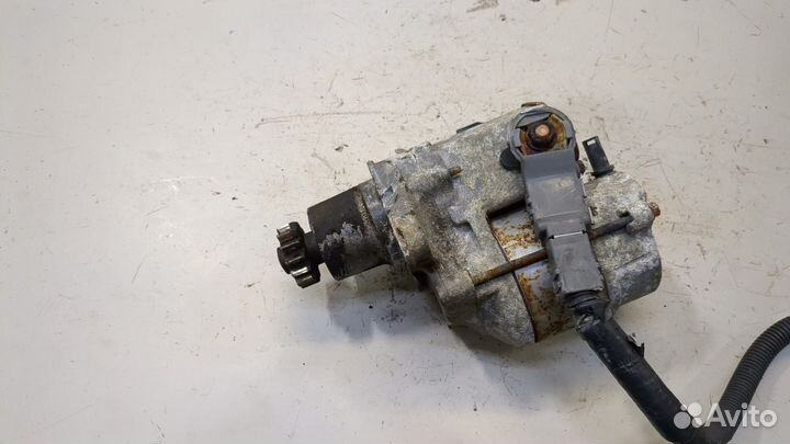 Стартер Toyota Avensis 1