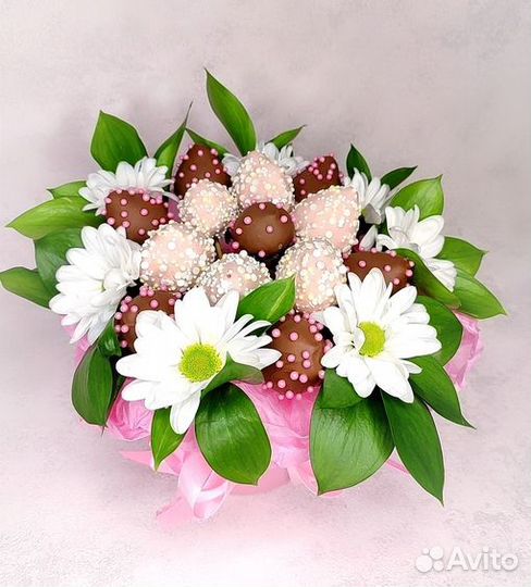 Клубника в шоколаде, букет из клубники