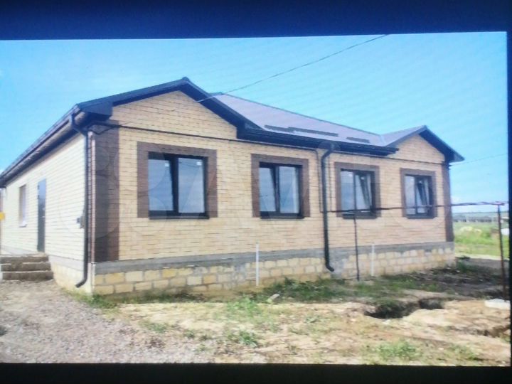 Коттедж 98 м² на участке 3 сот.