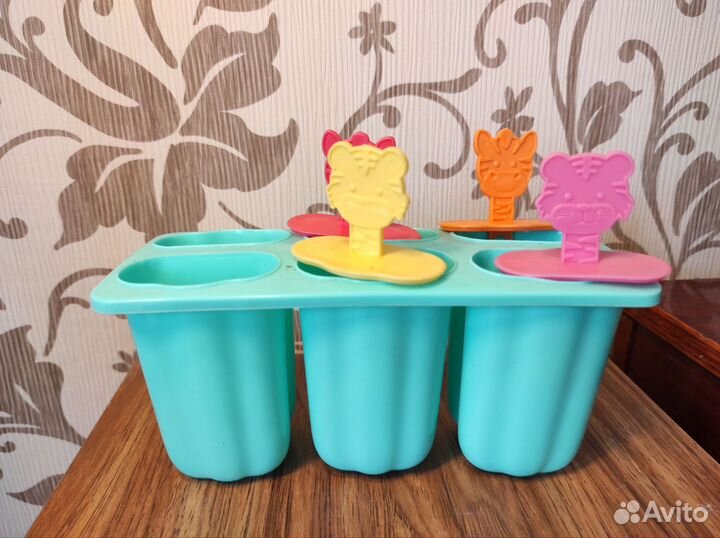 Для кухни разное, стаканы и тп