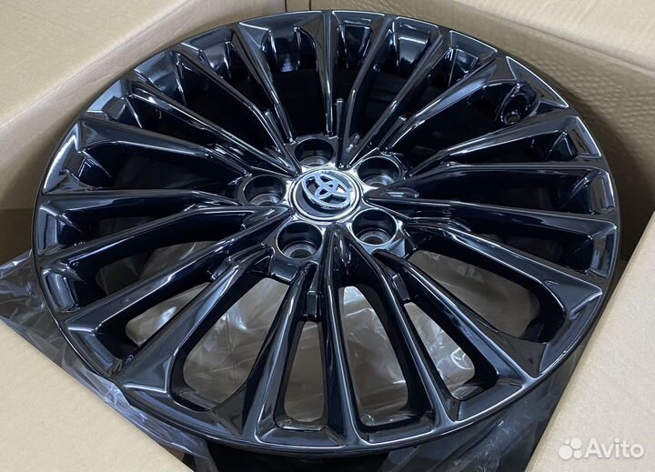 Новые диски R18 Toyota Camry V70