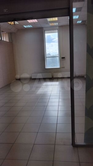 Торговое помещение 48 м²