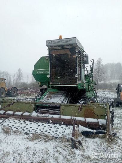 Комбайн Енисей 12001НМ, 2001