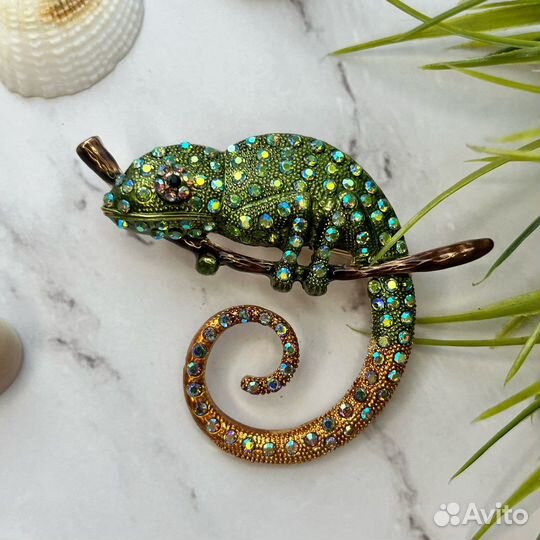 Брошь хамелеон
