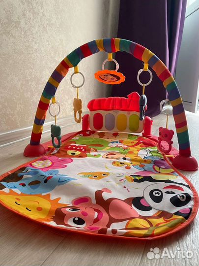 Развивающий коврик с пианино