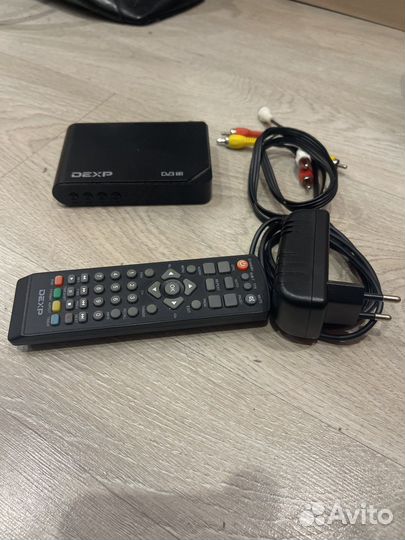 Продам приставку для телевизора фирмы dexp