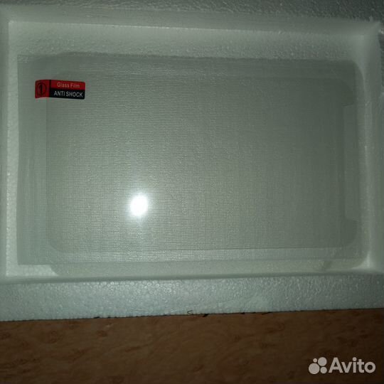 Продам защитное стекло на планшет