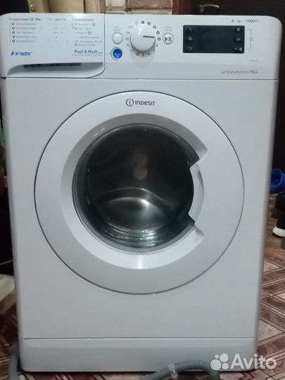 Стиральная машина indesit 5кг