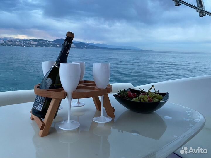 Морские прогулки