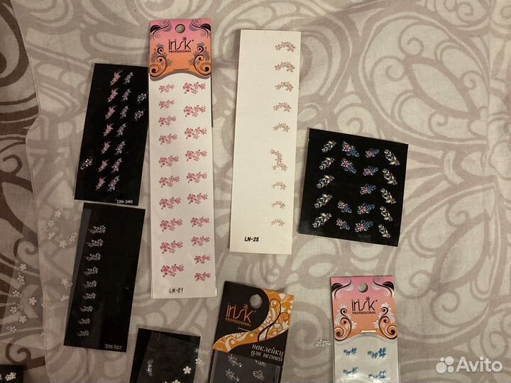 Наклейки для ногтей