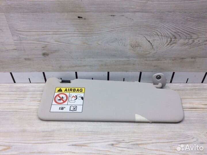 Козырек солнцезащитный (внутри) правый Renault