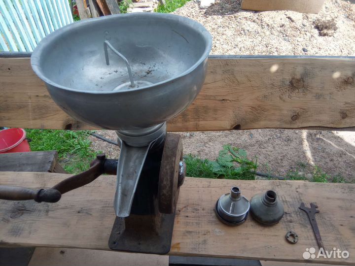 Сепаратор ручной СССР