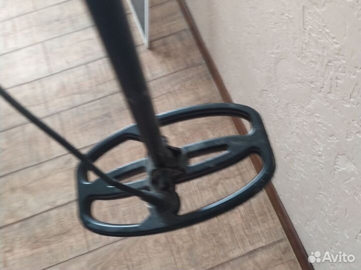 Металлоискатель quest x5