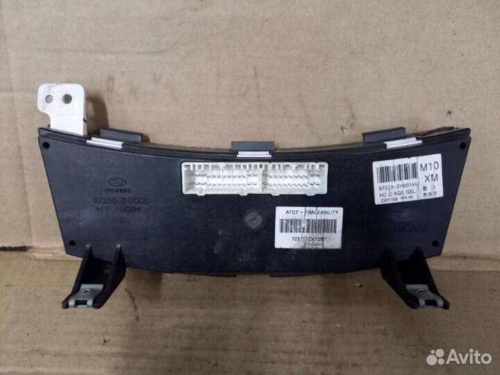 Блок управления климат-контролем Hyundai Elantra