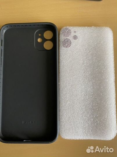 Чехол на iPhone 11