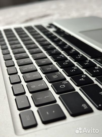 Apple MacBook Air 13 Early 2014 256 GB Макбук