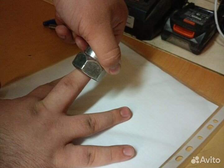 Напëрсток для игры в щелбаны (гайка м22 колпач )