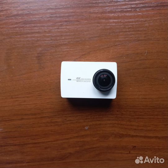 YI 4K Action camera. YAS.1616.INT с набором