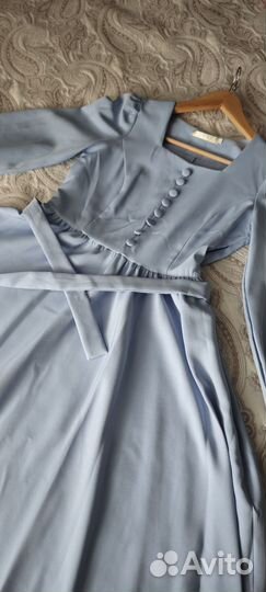 Платье миди голубое