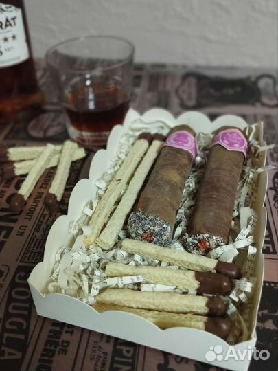 Шоколадные сигары, шахматы. Подарки для мужчин