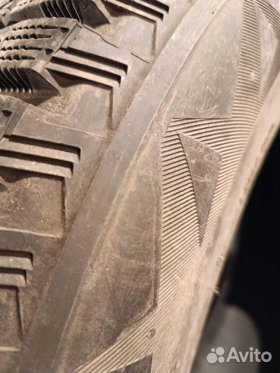 Bridgestone Blizzak Ice 225/65 R17