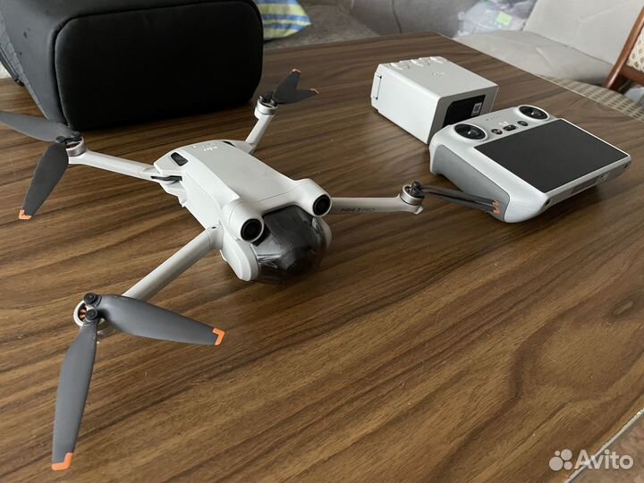 Dji mini 3 pro (пульт с экраном) + Fly More Kit