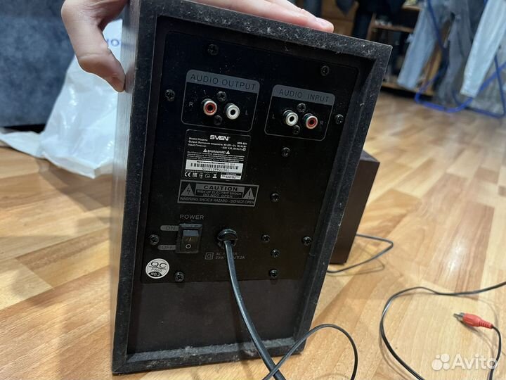 Колонки sven с саббуфером