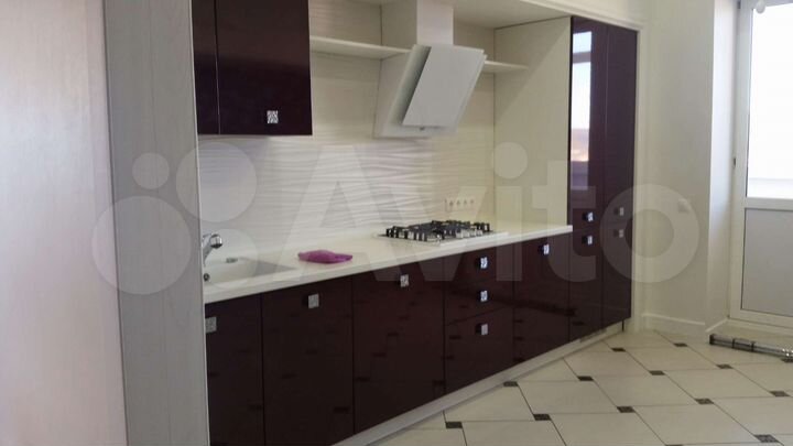 3-к. квартира, 104 м², 5/5 эт.