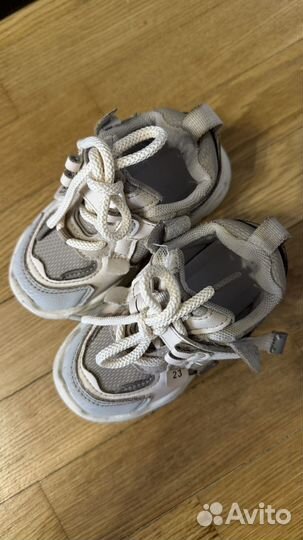 Кроссовки детские 24 размер