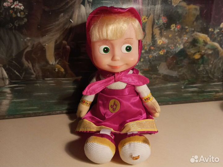 Игрушка Маша Медведь