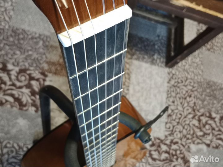 Классическая гитара yamaha c40