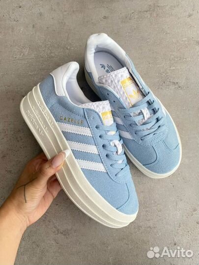 Кроссовки adidas gazelle bold light blue