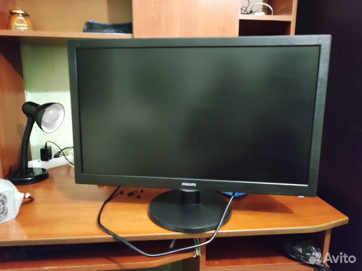 Монитор Philips 27