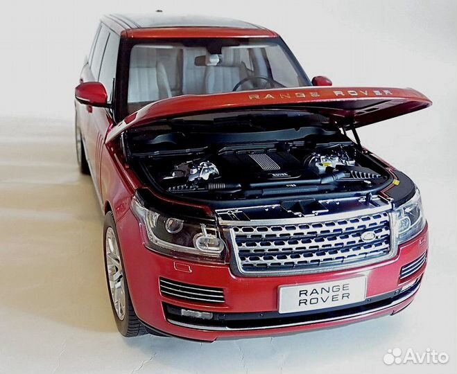 Модель Range Rover Vogue L405 Red. 1:18. GT Autos