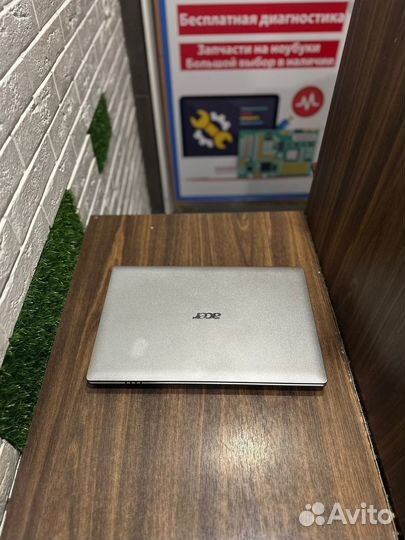 Серебряный Acer core i5 \ 8gb \ SSD\ Nvidia\игры