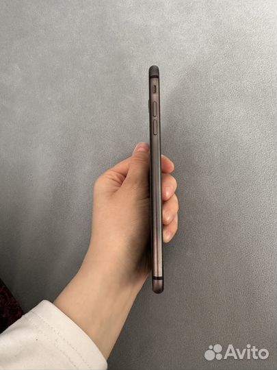 iPhone 8 Plus, 64 ГБ